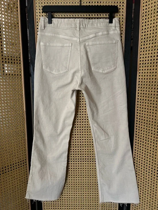 Zara Cream High-Rise Jeans - Picture 3 of 3